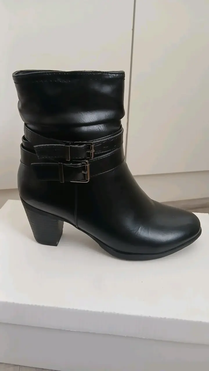 Botines negros de taco - 5