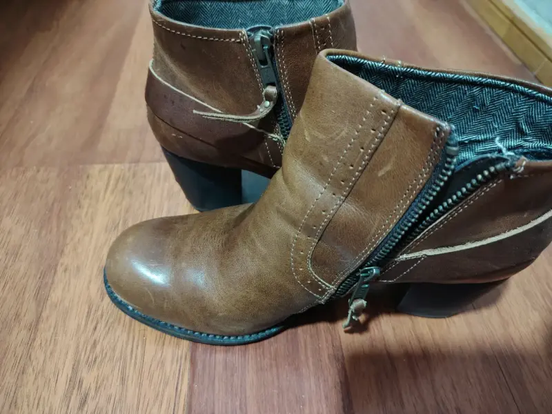 Botines de cuero marrón CAT - 2