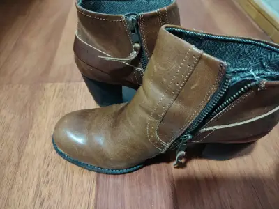 Botines de cuero marrón CAT - miniatura 2