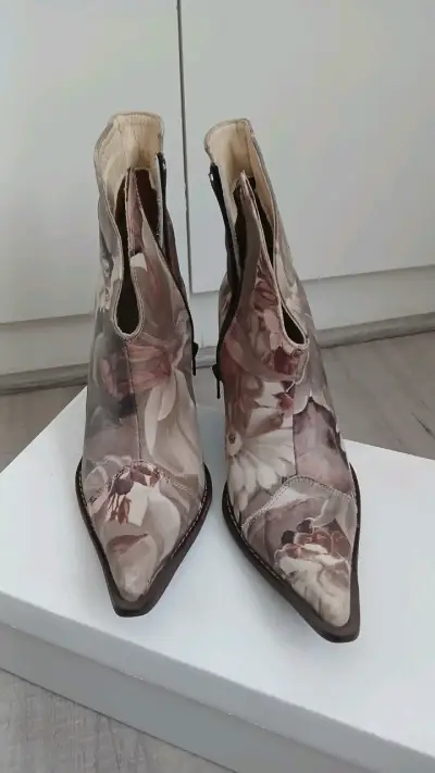 Botines de cuero florales - miniatura 1