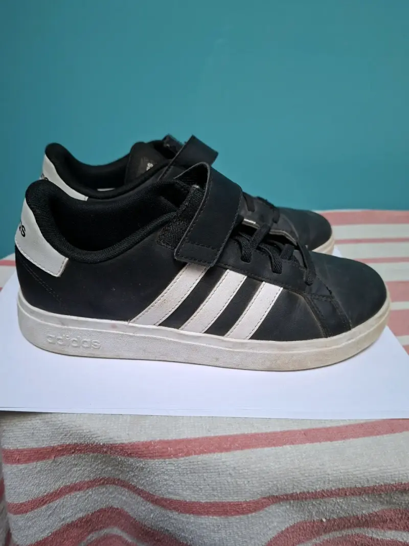Zapatillas Adidas negras Grand Court - 2