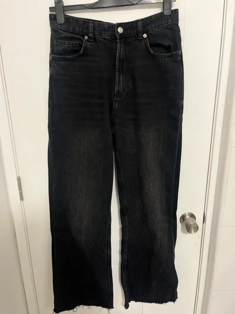 Jeans negros rectos Zara - 1