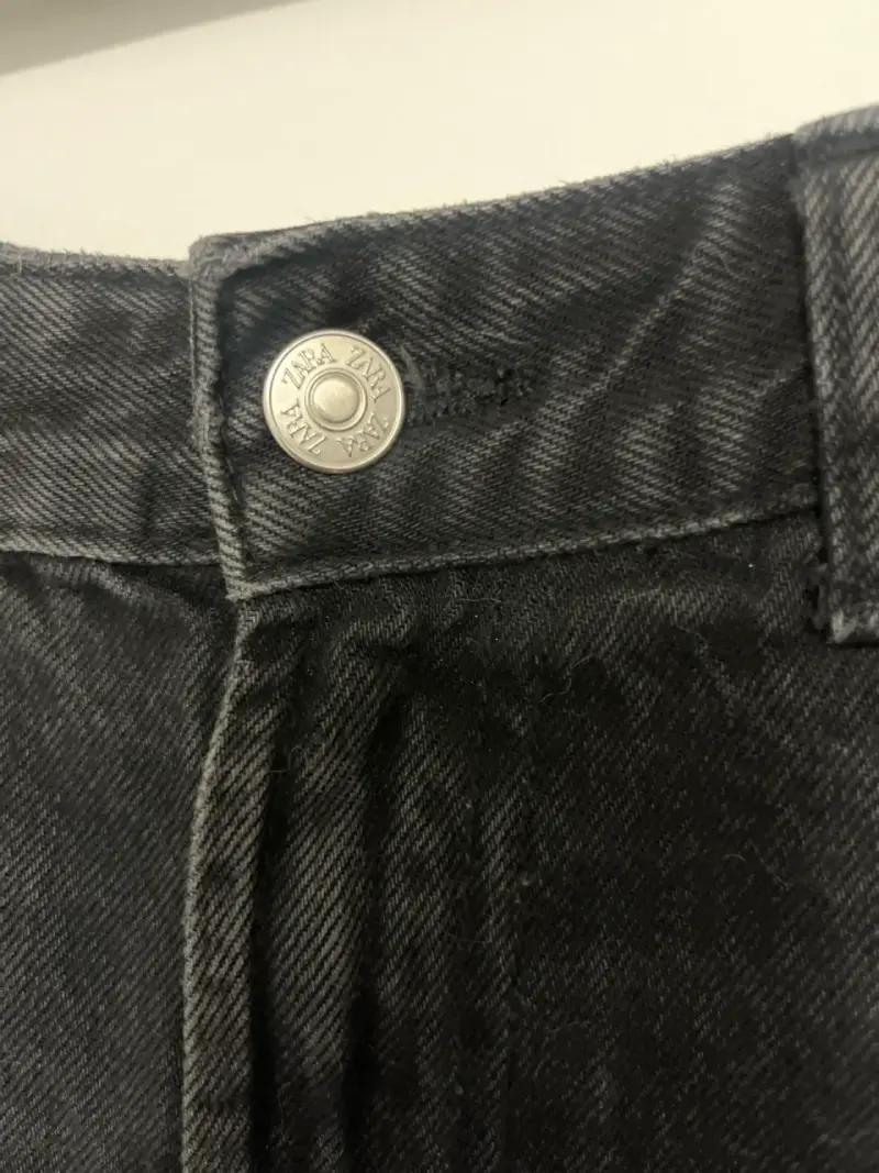 Jeans negros rectos Zara - 3
