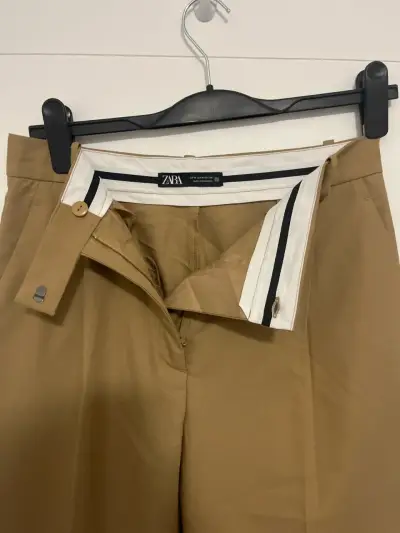 Pantalones anchos color beige Zara - miniatura 3