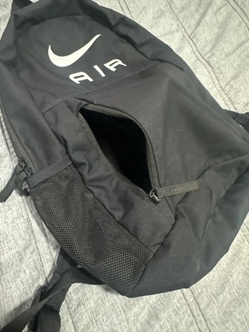 Mochila Nike Air negra - 2