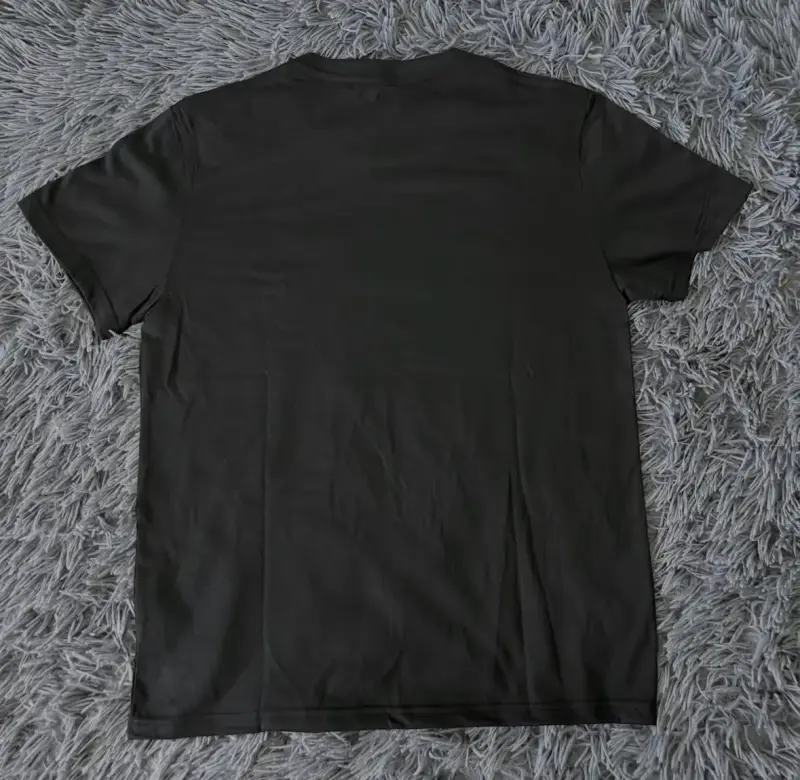 Polera negra Lacoste etiqueta - 4