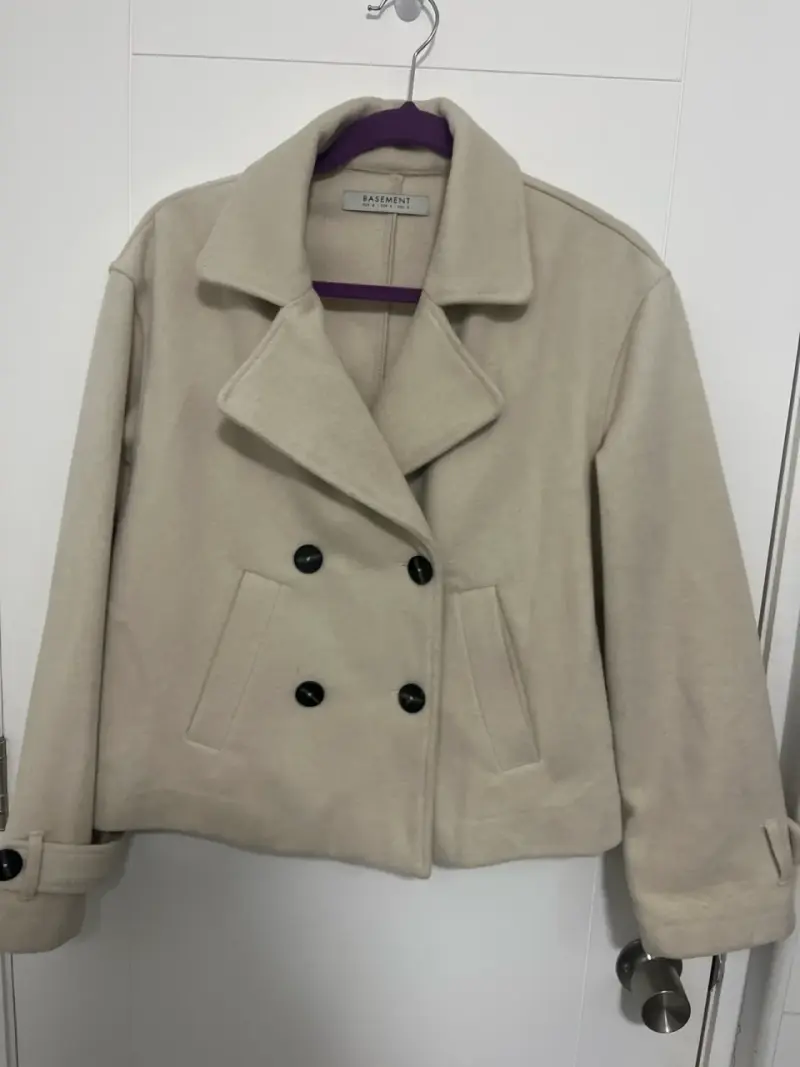 Abrigo beige elegante - 1