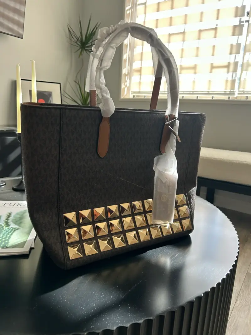 Bolso Michael Kors con funda - 2