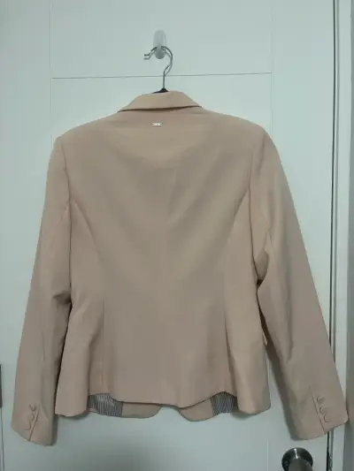 Blazer beige para mujer - miniatura 2