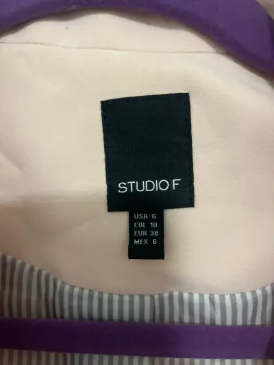Blazer beige para mujer - miniatura 4