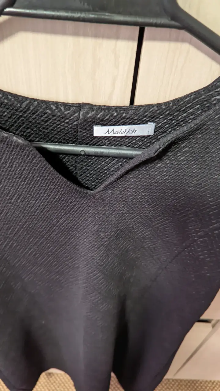 Vestido Malákh Negro Sin Mangas L - 3