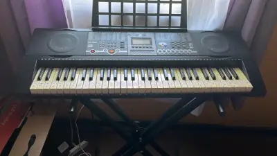 Teclado electrónico con soporte - miniatura 1