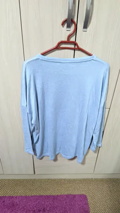 Polera celeste manga larga M - miniatura 2