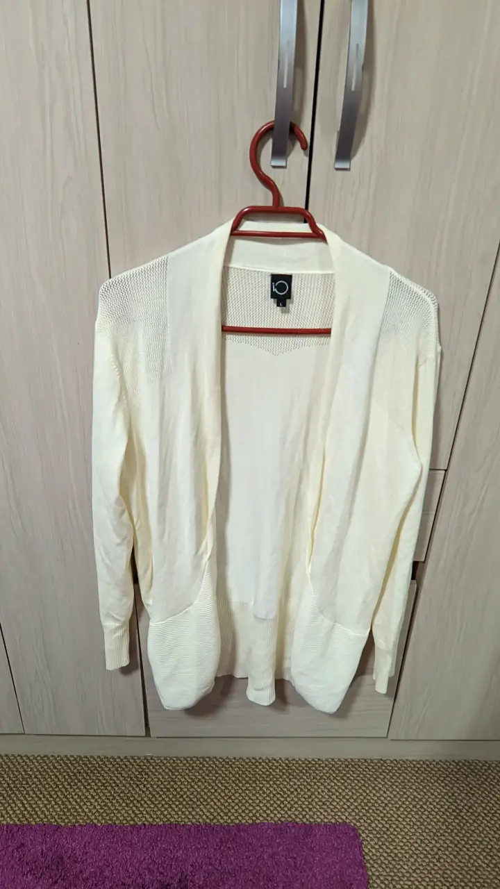 Cárdigan blanco marfil liviano iO L - 1