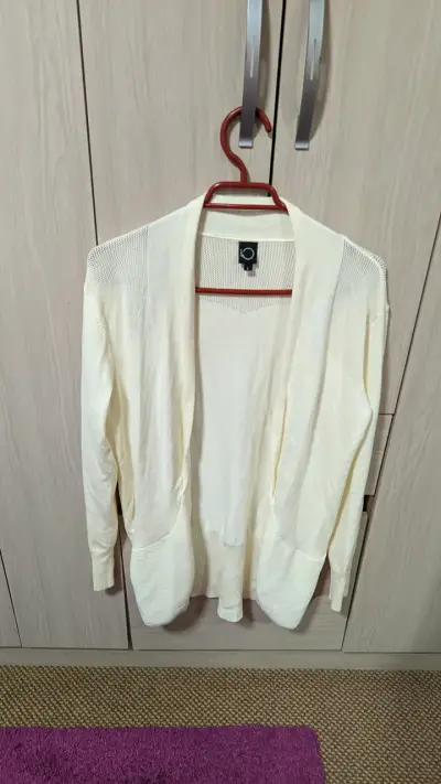 Cárdigan blanco marfil liviano iO L - miniatura 1