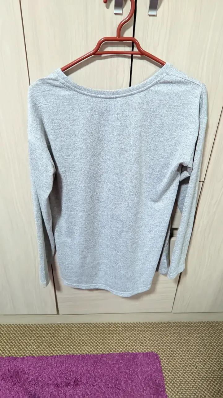 Polera gris con estampado Liolá S - 2
