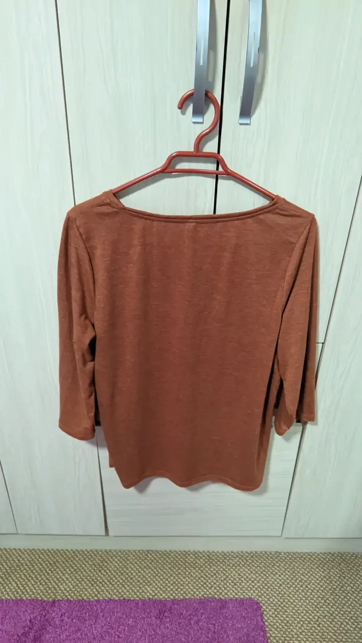 Polera marrón manga larga L - 2
