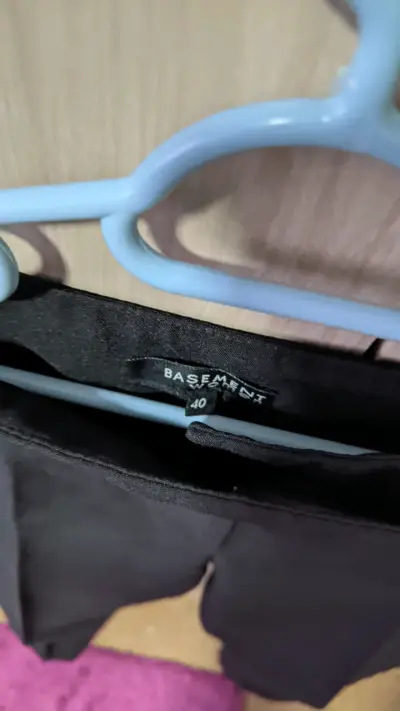 Pantalones negros clásicos Basement 40 - miniatura 3