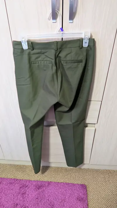 Pantalón verde oliva mujer 34 - miniatura 2