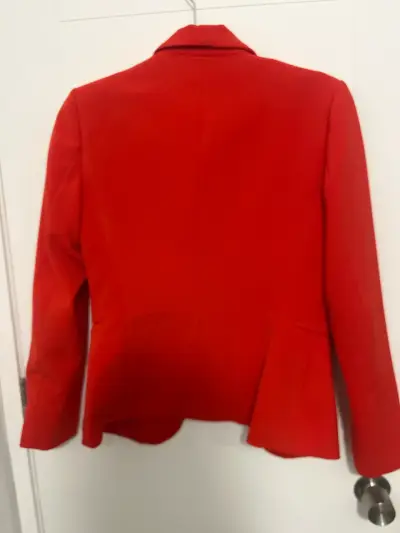 Blazer rojo elegante - miniatura 2