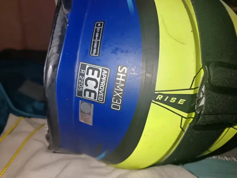 Casco de motocross amarillo y azul - 2