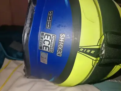 Casco de motocross amarillo y azul - miniatura 2