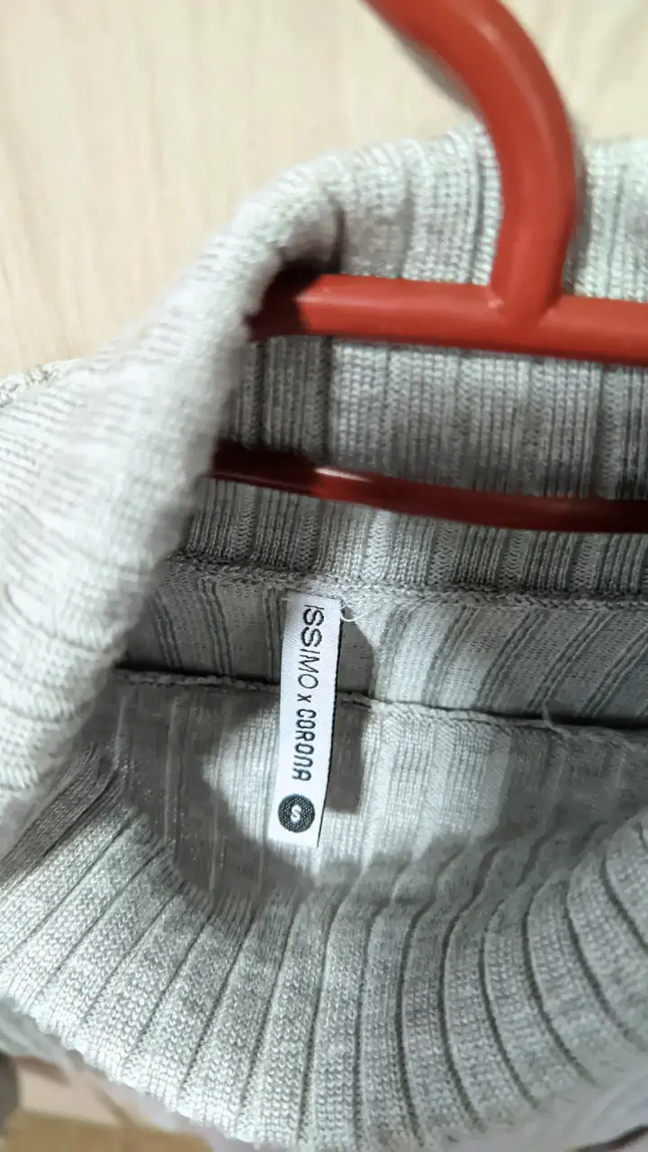 Suéter gris de cuello alto S - 3