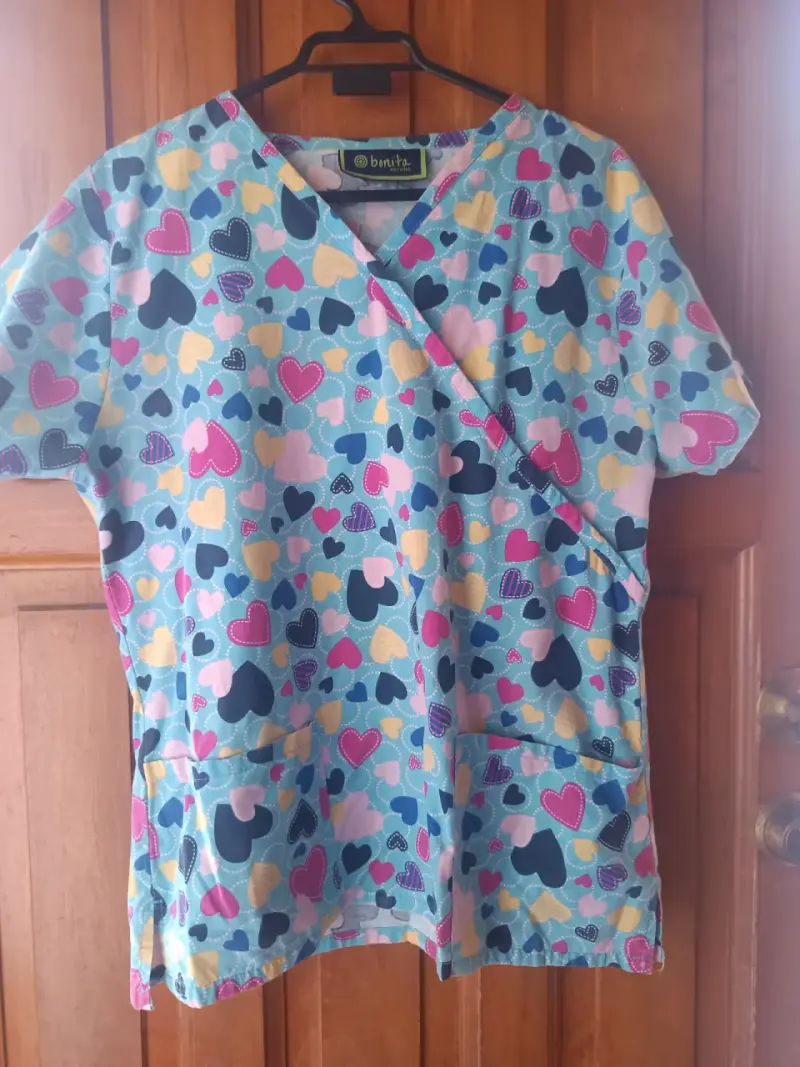 Blusas médicas estampadas - 1