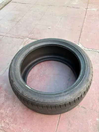 Neumático 245/40R18 usado - miniatura 5