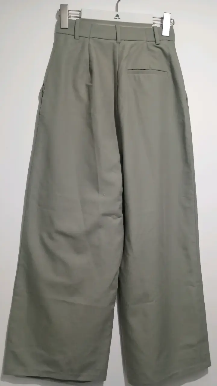 Pantalones anchos verde oliva - 2