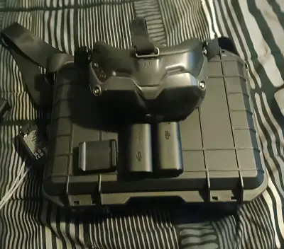 Dron DJI Avata Fly More Combo - miniatura 3