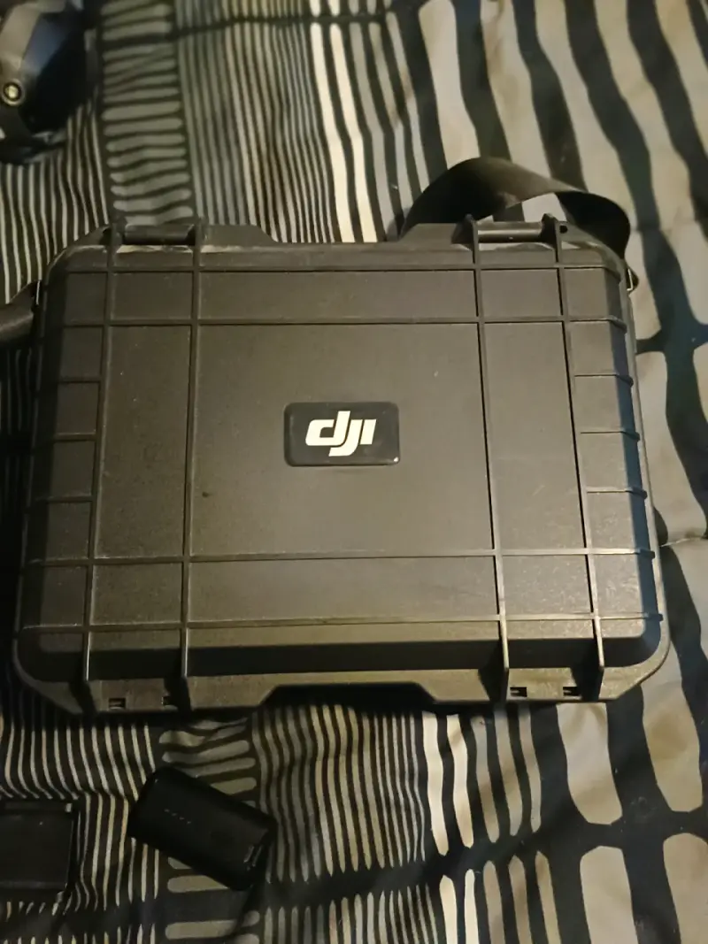Dron DJI Avata Fly More Combo - 6