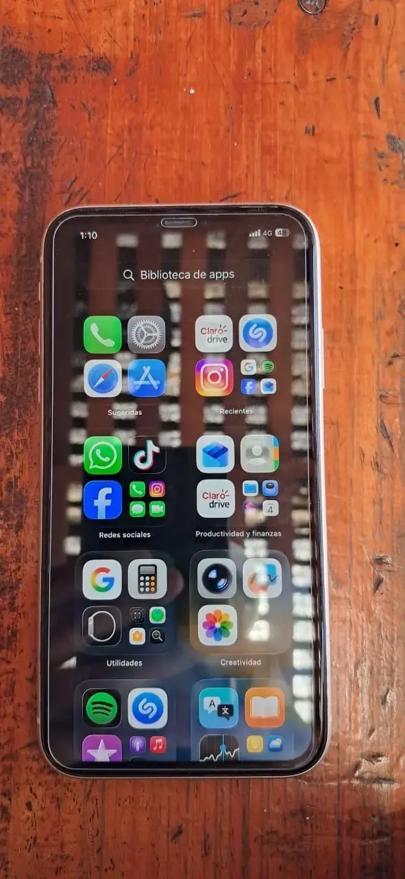 iPhone 11 64 gb - 1