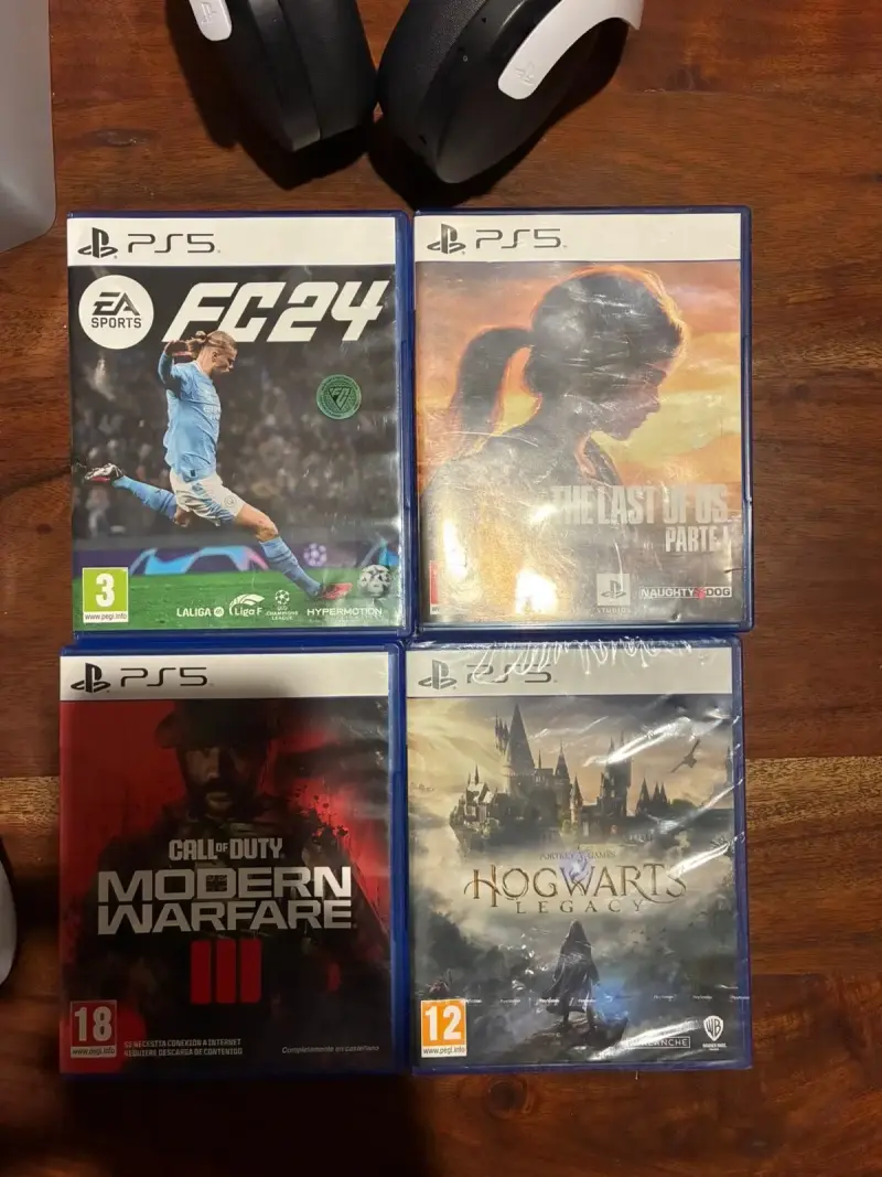 Consola PS5 con accesorios y juegos - 3