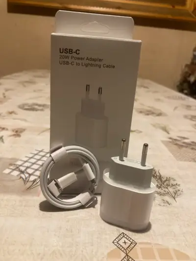 Adaptador USB-C 20W nuevo - miniatura 2