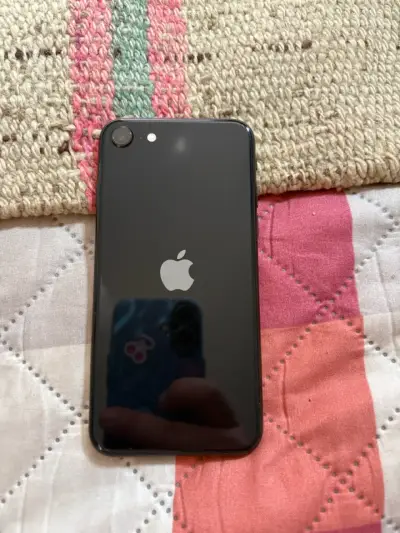 iPhone SE segunda generación negro 64GB - miniatura 1