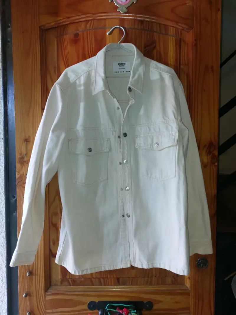 Chaqueta de mezclilla beige - 1