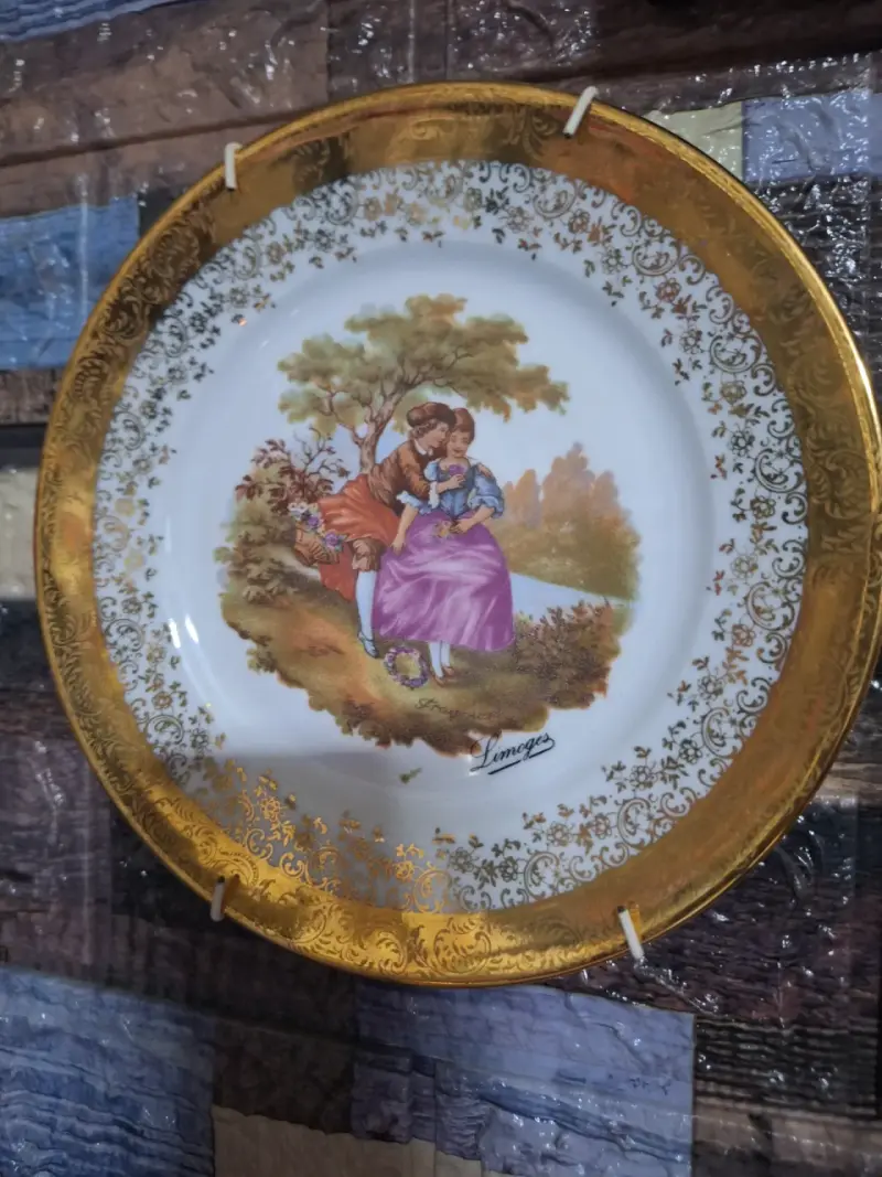 Plato decorativo Limoges con diseño