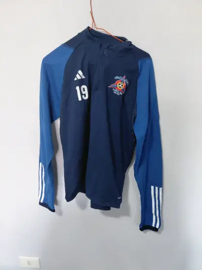 Polera deportiva azul adidas - miniatura 1