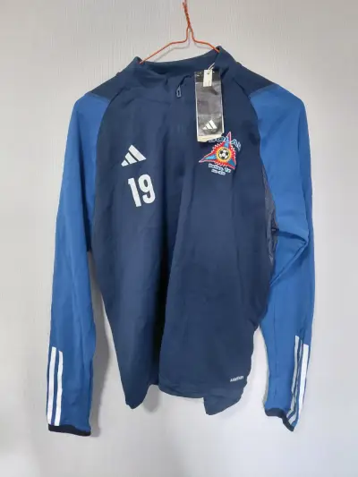 Polera deportiva azul adidas - miniatura 3