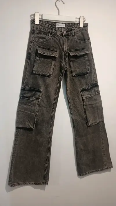 Pantalones cargo gris oscuro - miniatura 1