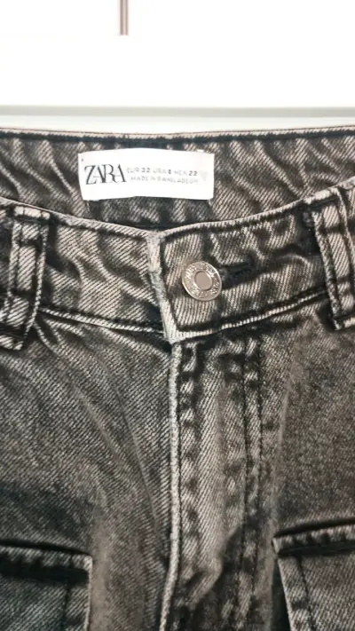 Pantalones cargo gris oscuro - miniatura 3