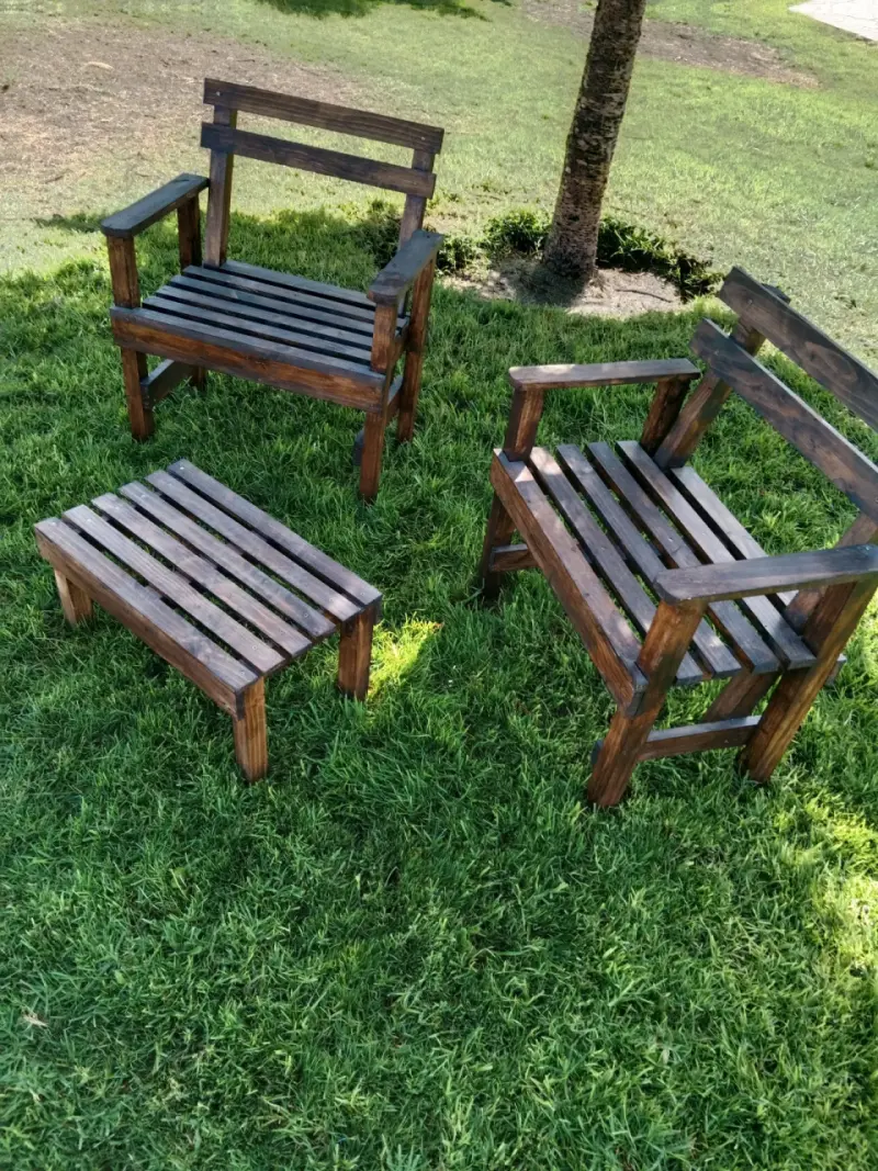 Conjunto de muebles rústicos de jardín - 1