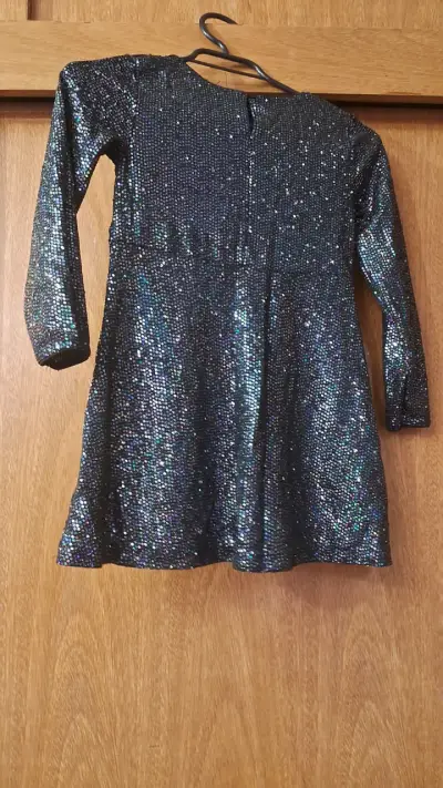 Vestido de lentejuelas negro barbie - miniatura 1