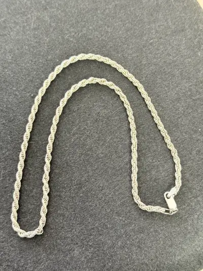 Cadena de plata trenzada - miniatura 1