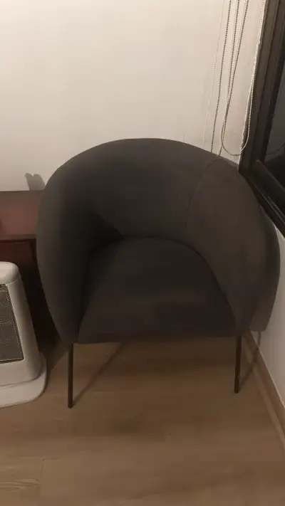 Sillón gris moderno - miniatura 3
