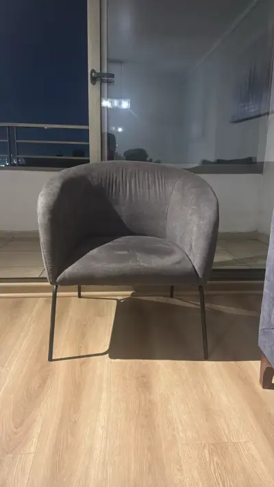 Sillón gris moderno - miniatura 4