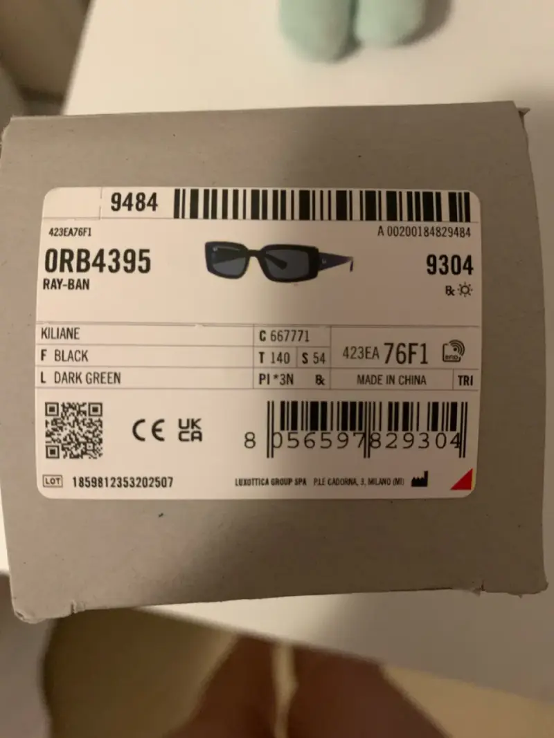 Lentes de sol negros RB con estuche - 4