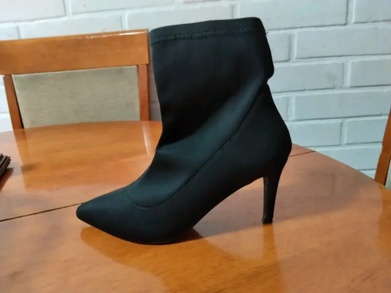tacones negros - 2