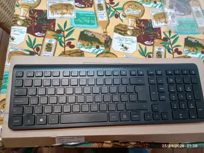 Teclado HP negro en caja - miniatura 2